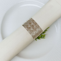 04 Anel Porta Guardanapo Metal Geométrico texturizado