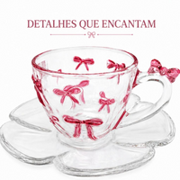 Kit 4 Xícara com Pires de Vidro com Detalhe de Laço Rosa