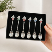 Kit 6 Colheres decorativas de café Premium Prateada com Cabo de Lobo