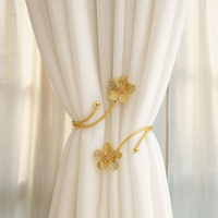 Kit 02 Prendedores de cortina Flores em Aço