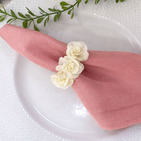 Kit com 4 Anel de Guardanapo + 4 Guardanapo  Oxford 3 Flores Brancas